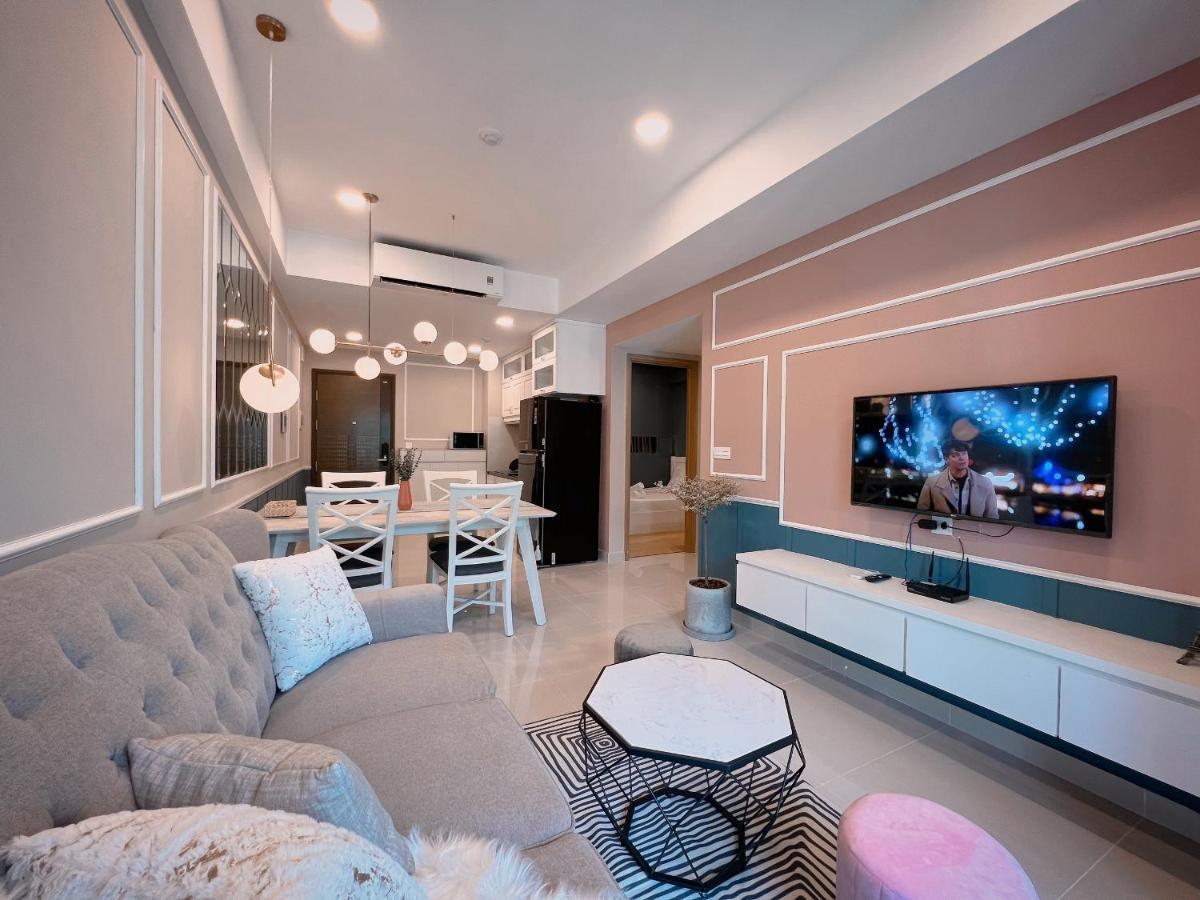 Yu Lux And Cozy 2bedrs In Soho Near Bui Vien Walking Street Ho Chi Minh City